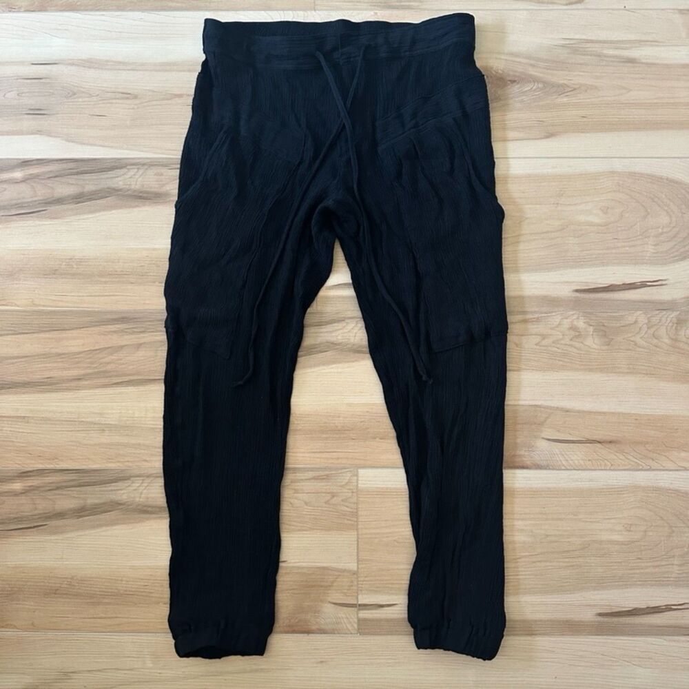 The Odells Black Cypress Crinkle Relaxed Fit Sheer Lightweight Pants Size Medium